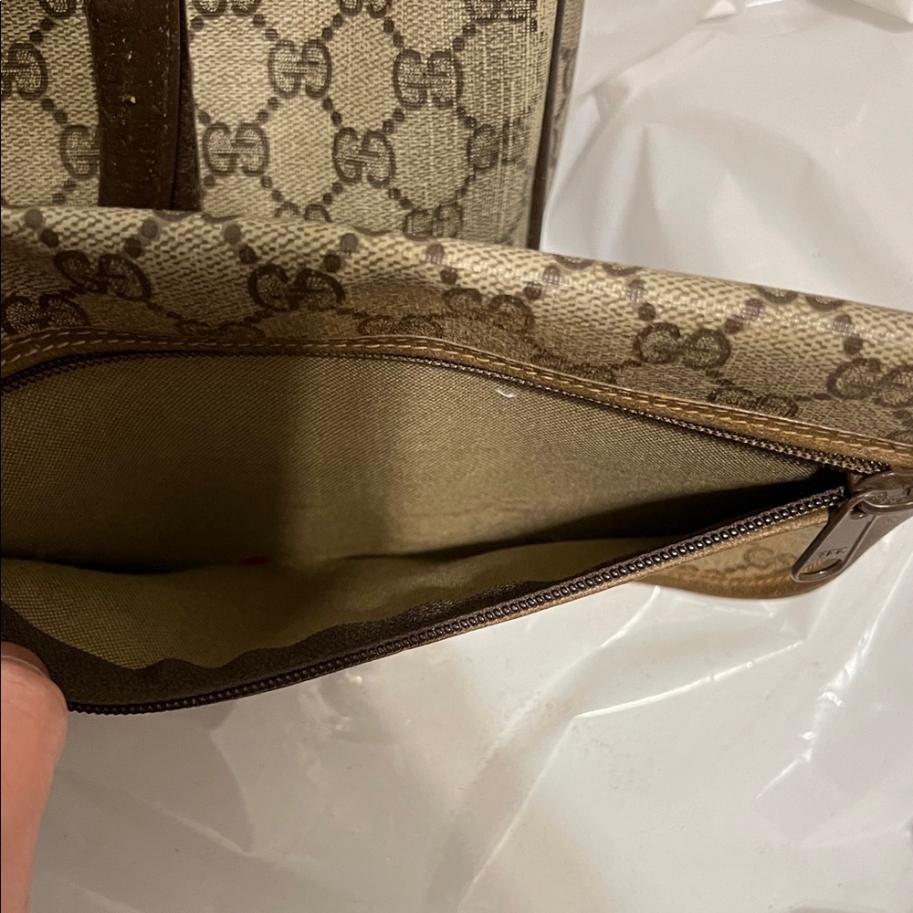 Gucci Monogram Satchel with Red and Green Accents - Picture 14 of 16